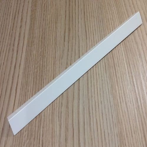 Jupiter External Angle White 25mm - For use with 8mm or 10mm Panels